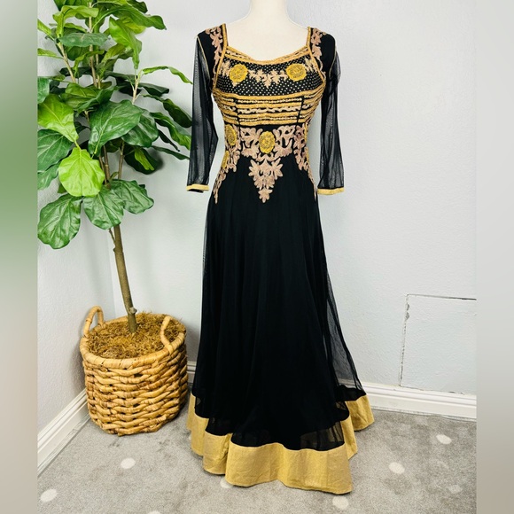 Vintage Middle eastern Pakistan Mesh Gold Long Sleeve Embroidered Tulle Dress - Picture 1 of 6